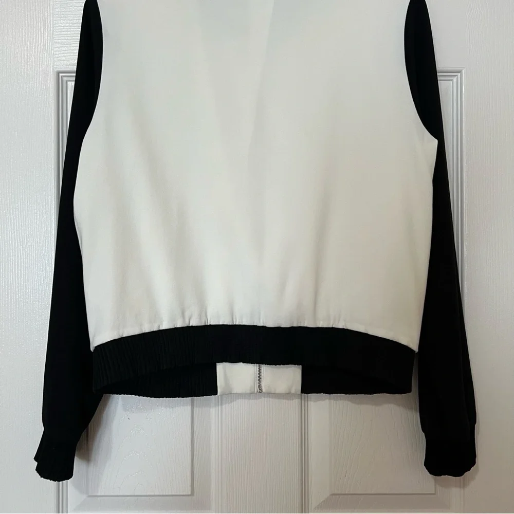 Aritzia Babaton Blouson Bomber Crepe Zip Up Jacket Black White - Size S - Picture 10 of 15